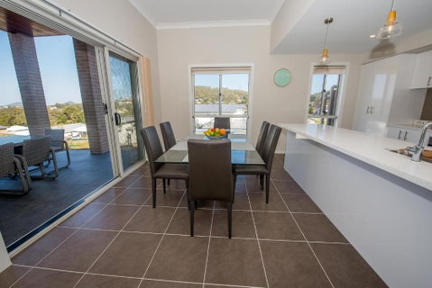 Sea Breeze - Accommodation Mermaid Beach 4