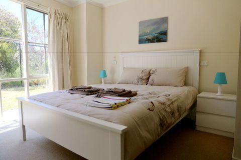 Isle Of Serenity - Accommodation Mermaid Beach 7