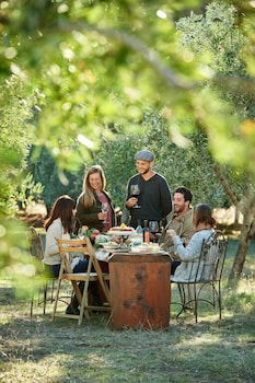 Olio Bello Lakeside Glamping - Accommodation Mermaid Beach 1