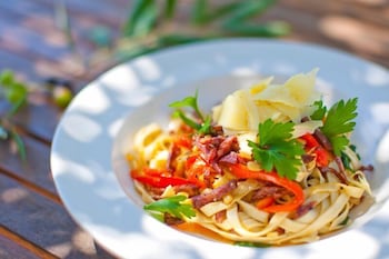 Olio Bello Lakeside Glamping - Accommodation Mermaid Beach 4