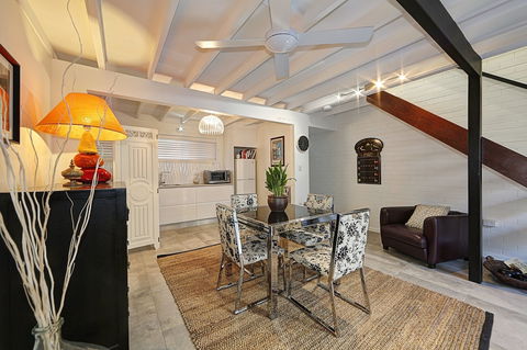 ZEN Beach Retreat - Accommodation Mermaid Beach 4