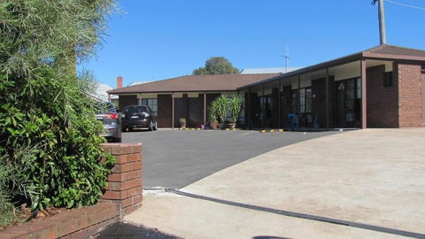 Bristol Hill Motor Inn - Accommodation Mermaid Beach 1