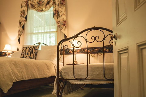 Plynlimmon The Heritage Cottage At Kurrajong - Accommodation Mermaid Beach 6