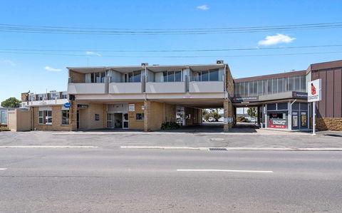 Bayside Hotel - Accommodation Mermaid Beach 5