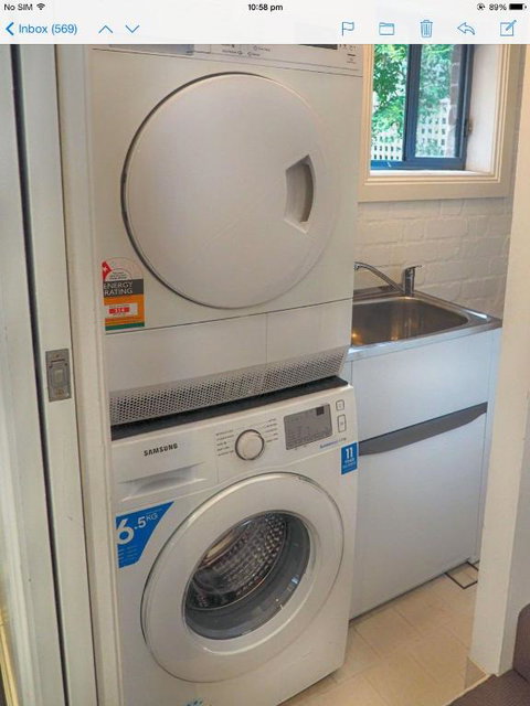 Hideaway Holiday Apartments - Accommodation Mermaid Beach 5