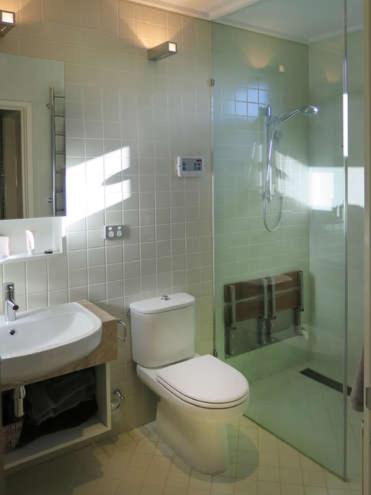 Howqua 6 - Accommodation Mermaid Beach 3