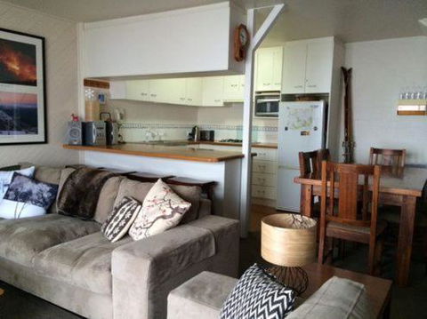 Molonys 12 - Accommodation Mermaid Beach 5