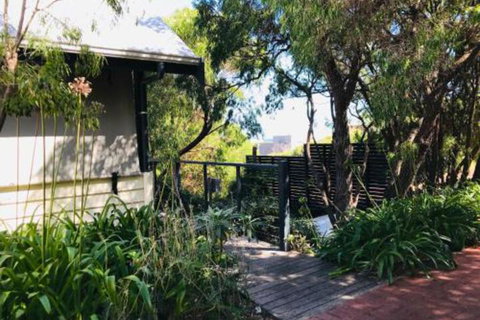 Zephyr Studio - Accommodation Mermaid Beach 1