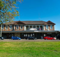 Swansea Hotel - Accommodation Mermaid Beach