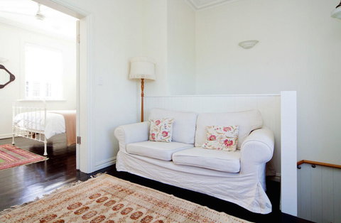 MPT67A Beautifully Decorated 1 Bed - Accommodation Mermaid Beach 3