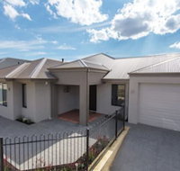 Beckenham House - Accommodation Mermaid Beach