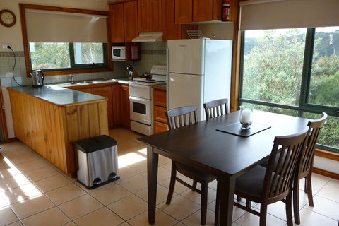 Johanna Bluegum Holiday Cabins - Accommodation Mermaid Beach 6