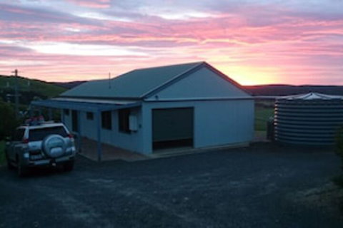 Johanna Bluegum Holiday Cabins - Accommodation Mermaid Beach 0