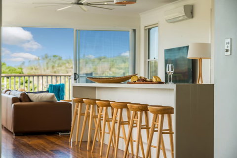 A PERFECT STAY - Bluewater House - Accommodation Mermaid Beach 5