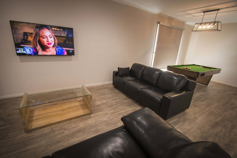 The Races Swanport - Accommodation Mermaid Beach 1