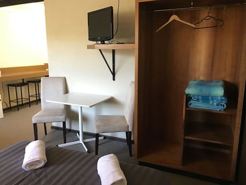 Red Steer Hotel Motel Wagga Wagga - Accommodation Mermaid Beach 5