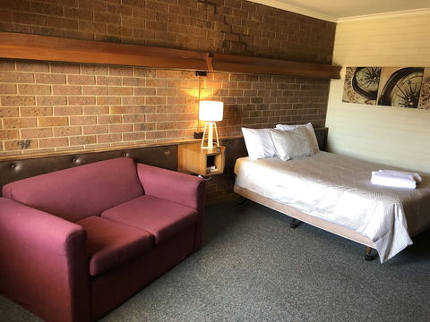 Red Steer Hotel Motel Wagga Wagga - Accommodation Mermaid Beach 2