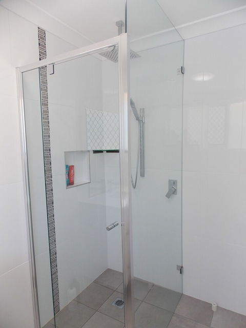 Hidden Oasis - Accommodation Mermaid Beach 6