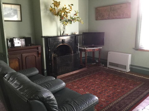 Albion Cottage - Accommodation Mermaid Beach 1