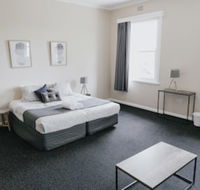 General Roberts Hotel - Accommodation Mermaid Beach