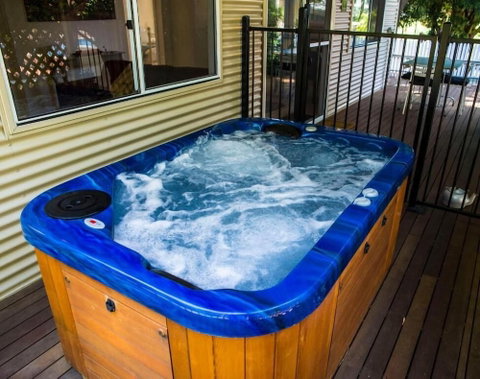 Farview Guest Accommodation - Accommodation Mermaid Beach 2