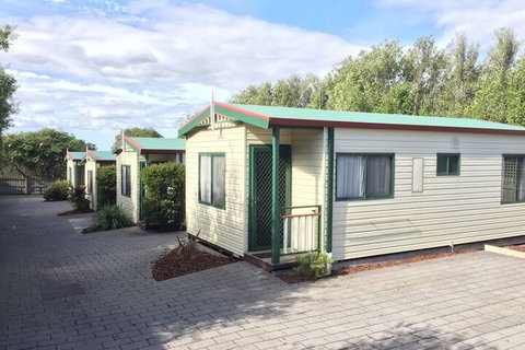Inverloch Cabins - Accommodation Mermaid Beach 2