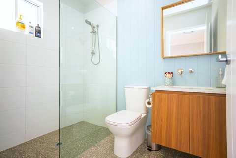 Kirsten Accommodation Parkes - Accommodation Mermaid Beach 5