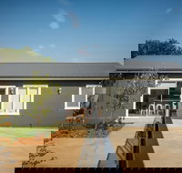 Kirsten Accommodation Parkes - Accommodation Mermaid Beach