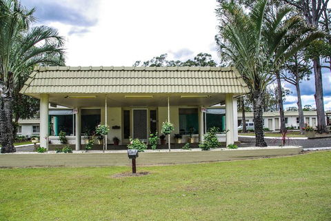 Fairway Lodge Motel - Accommodation Mermaid Beach 1