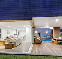 Luxe House Tweed Coast Holidays  - Accommodation Mermaid Beach