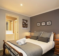 Acacia 2 - Luxurious Holiday Townhouse - Accommodation Mermaid Beach