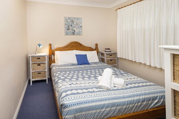 Central Park 7 - The Convenience Of Location & The Warmth Of Comfortable Living - Accommodation Mermaid Beach 0