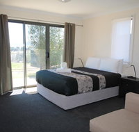 Poley Cow Studio - Accommodation Mermaid Beach