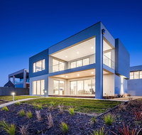 Sovereign Point on the Marina - Accommodation Mermaid Beach