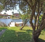 Waterfront Delight on Cater - Accommodation Mermaid Beach