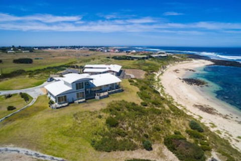 WYTONIA 3 PENTHOUSE - Accommodation Mermaid Beach 0