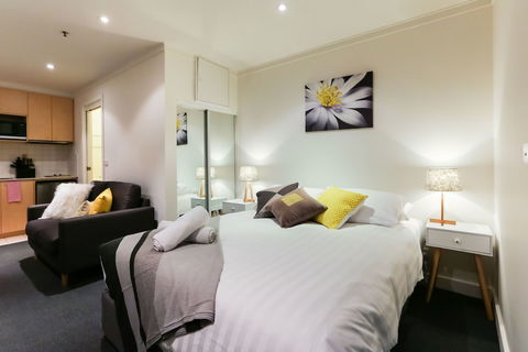 WILLOW, Carlton Studio Apartment - Accommodation Mermaid Beach 2
