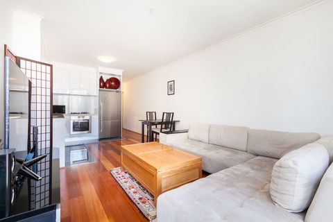 PIPER, 1BDR Southbank Apartment - Accommodation Mermaid Beach 3