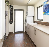 Ned Kelly's Retreat - Sophisticated style with modern convenience and magical outlook - Accommodation Mermaid Beach
