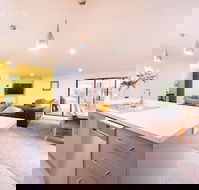 Euphoria House - Accommodation Mermaid Beach