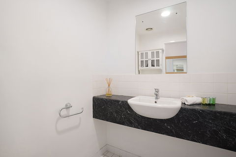 Beau Monde Apartments Newcastle - Boulevard Apartments - Accommodation Mermaid Beach 3