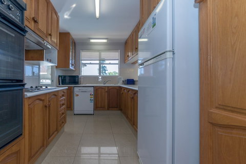 Albacore Unit 4, 12 Ondine Close - Accommodation Mermaid Beach 1