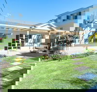 Bamboo Bay at Fingal Bay - Accommodation Mermaid Beach