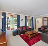 The Bay House 48 Government Road - Accommodation Mermaid Beach
