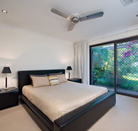 Sea Pearl 10 Corlette Point Road - Accommodation Mermaid Beach