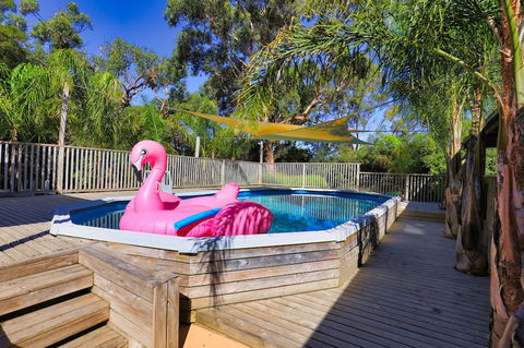 Elk Estate - Accommodation Mermaid Beach 5