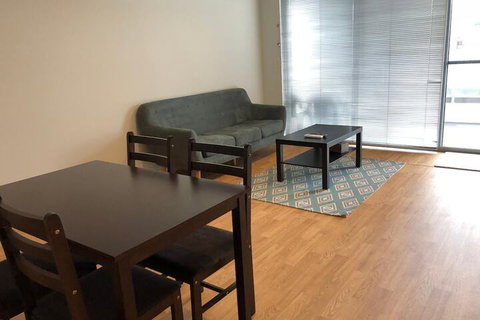Apartment In Queens Park - Accommodation Mermaid Beach 1