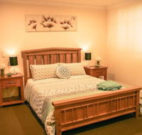 Oak Tree Cottage - Mundaring - Accommodation Mermaid Beach