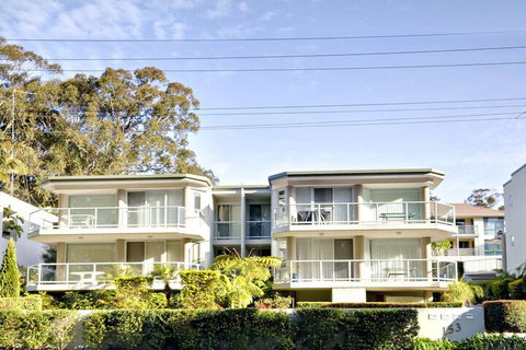 Bagnalls Beach Apartment Unit 3 / 153 Government Road - Accommodation Mermaid Beach 2