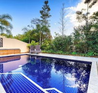 Bayhill Manor in Sanctuary Cove - Accommodation Mermaid Beach